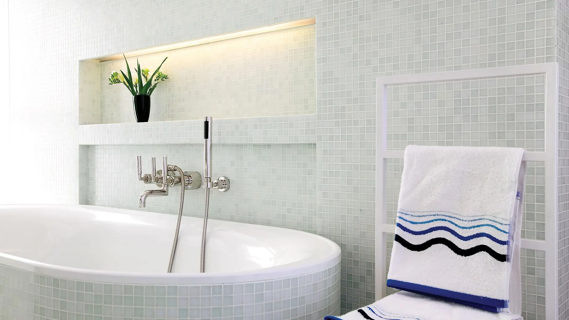 The Putman Hotel Hong Kong